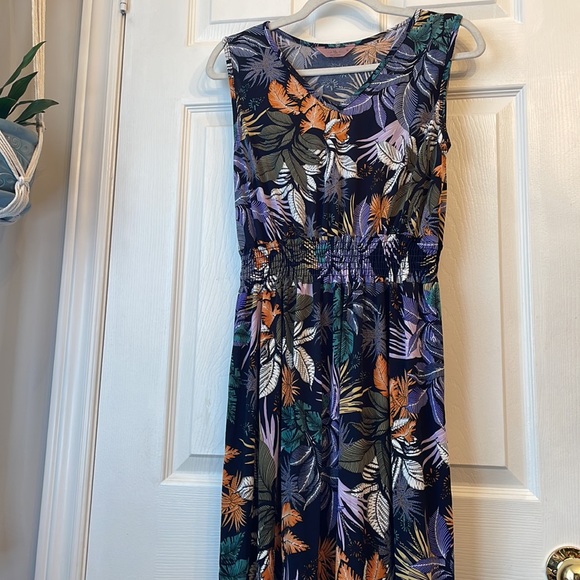 FLORAL PRINT MAXI DRESS - Picture 2 of 6